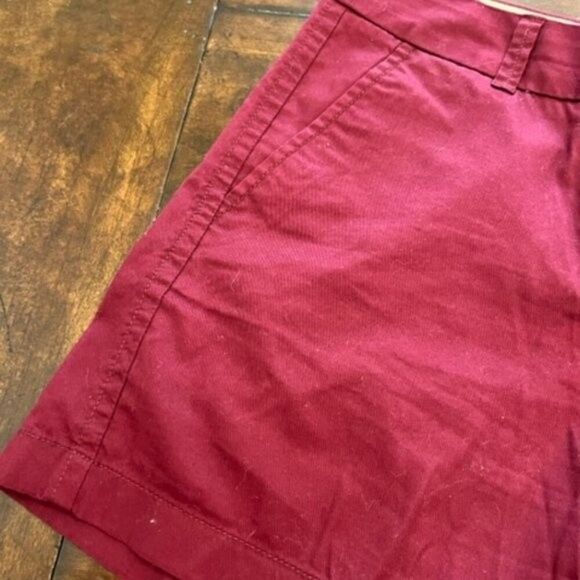 J. Crew Chino 100% Cotton "Broke In" Style Shorts Deep Berry Size 4 - Picture 3 of 5